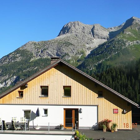 Апартаменты Haus Gaudenz Warth  Экстерьер фото